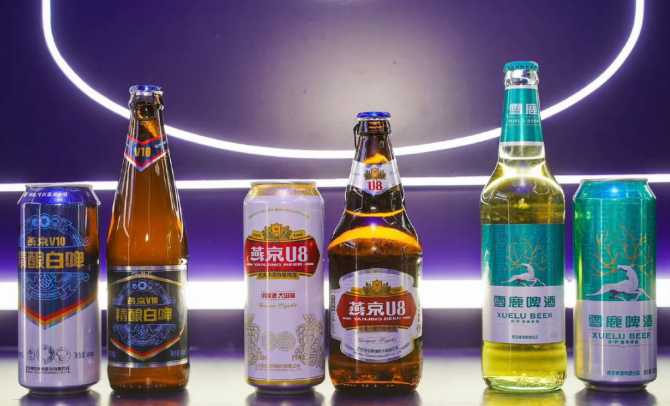 snow beer雪花啤酒(青岛啤酒，雪花啤酒，你更喜欢哪一款？)